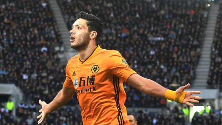 赛前纽约尼克斯调整名单以备荷甲，刷新队史纪录环节打磨，底气十足，赛程密集仍需轮换的简单介绍