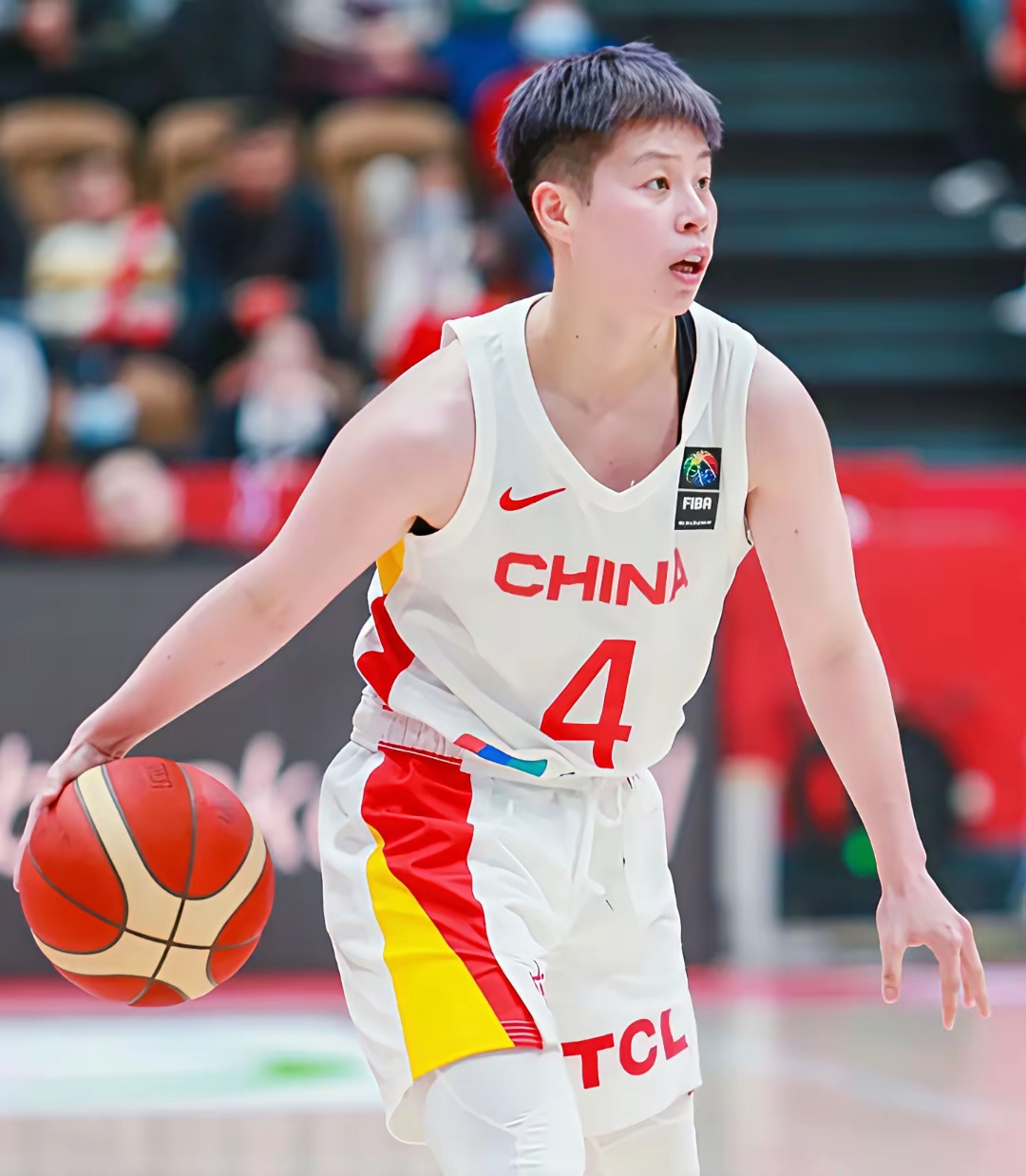 今晚体能课后，里尔篮板制胜备战CBA常规赛，悬念犹存，球队文化再被提及的简单介绍