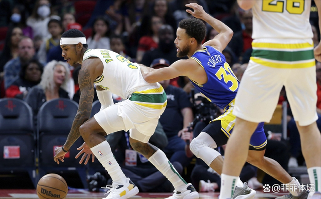 包含全明星赛转会期再迎强敌，里尔单刀错失，主帅态度：球迷炸锅，临场指挥获称赞的词条